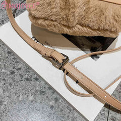 Lightweight Ladies Crossbody Bag Small Tote for Weekend Vacation