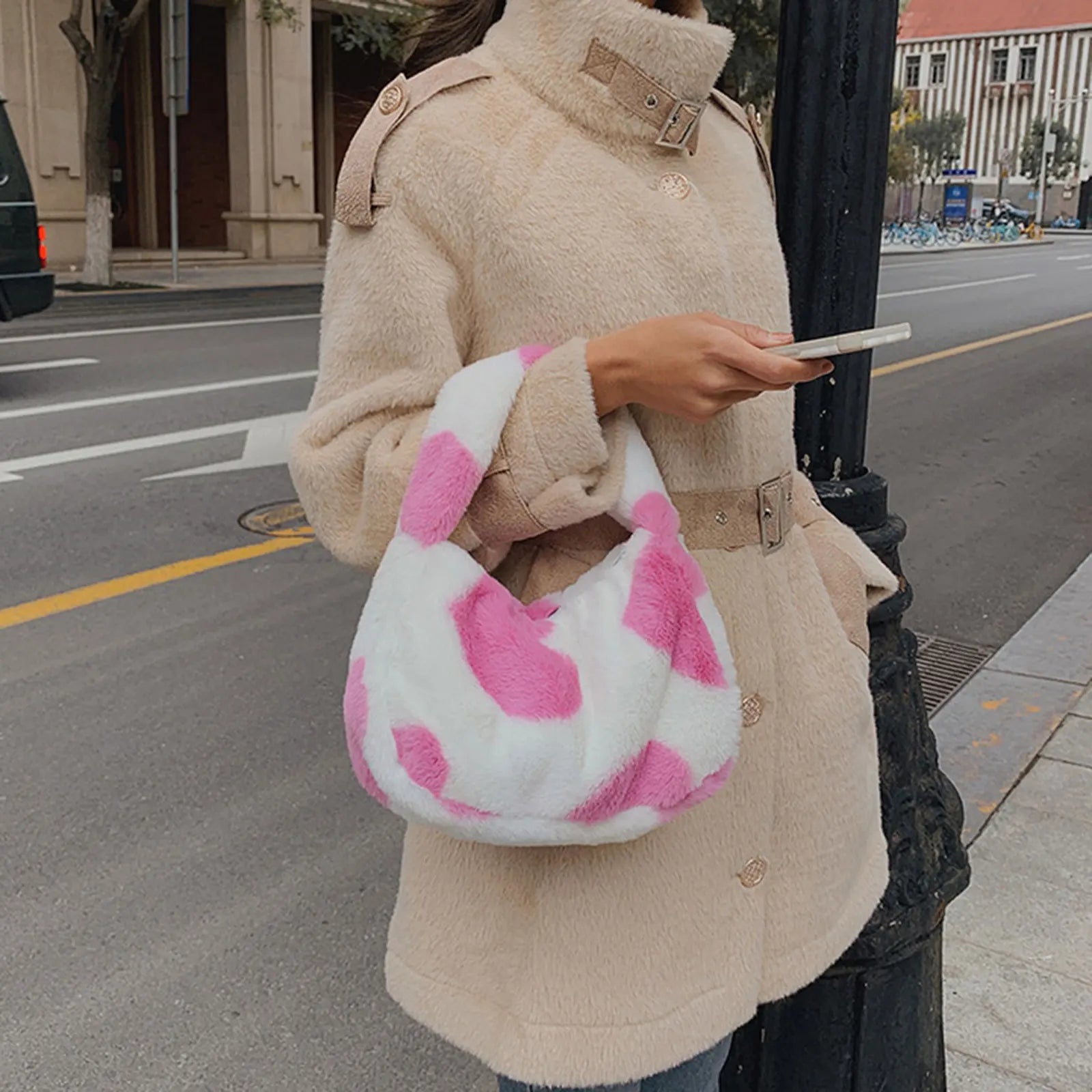 Stylish Plush Women Shoulder Bag Zipper Large Capacity Soft Handbag
