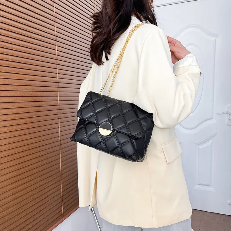 Women's Chain Shoulder Messenger Bag Small Square Bag
