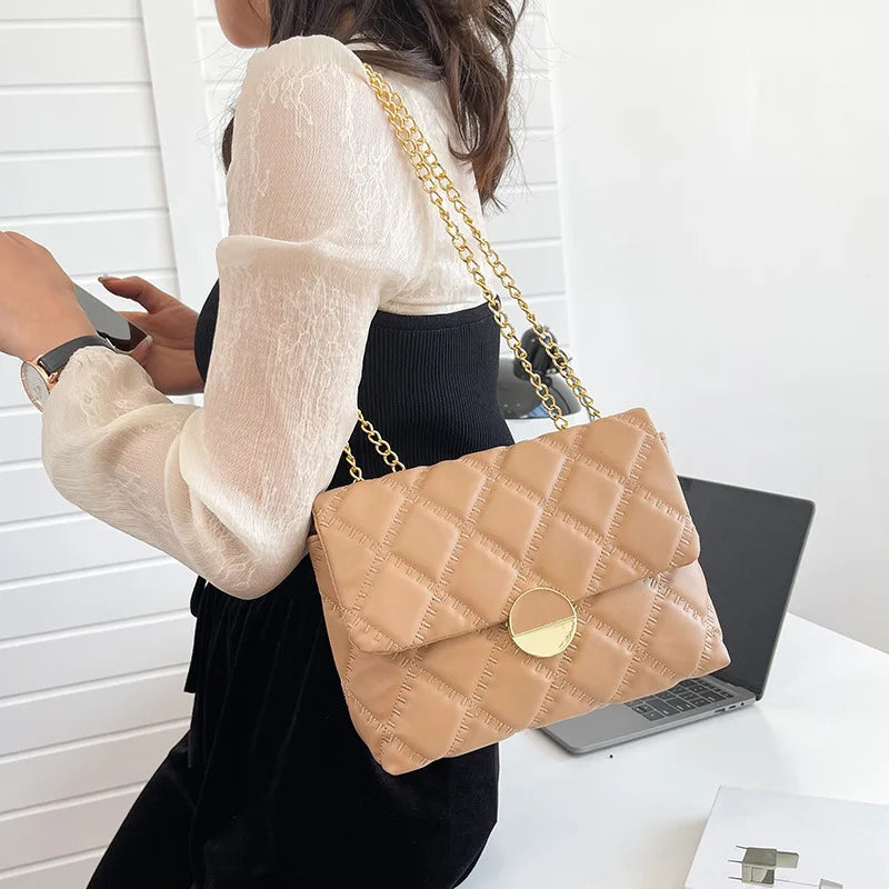 Women's Chain Shoulder Messenger Bag Small Square Bag