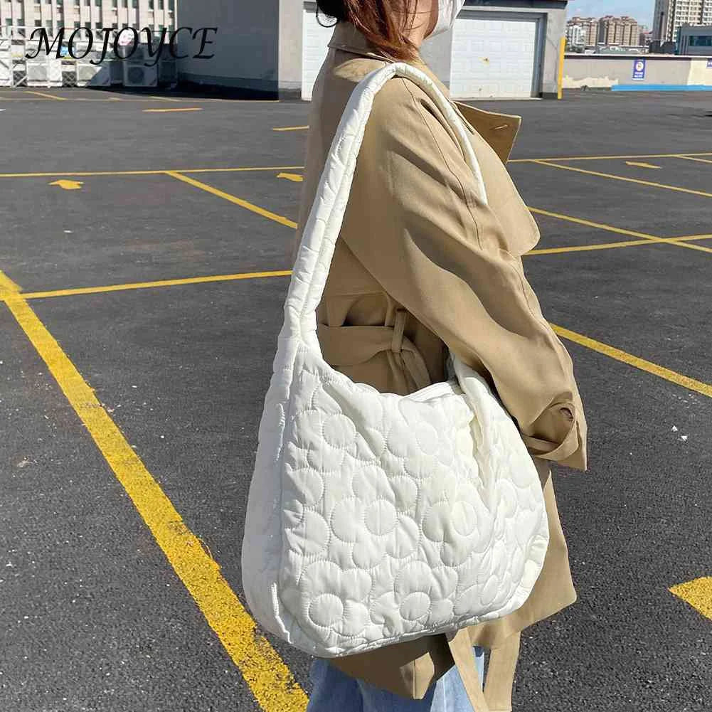 Quilted Crossbody Bag Large Capacity Shoulder Bag for Autumn Winter