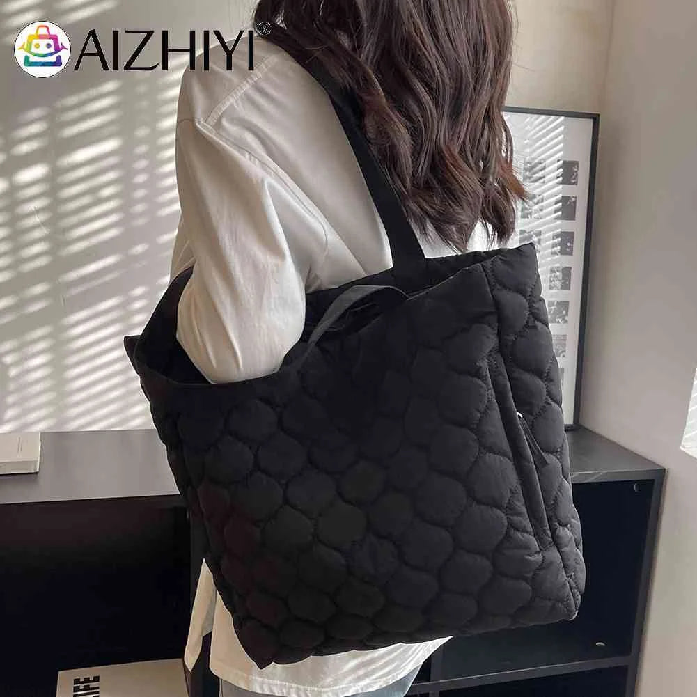 Quilted Ladies Shopper Bag Large Capacity Winter Commute Bag Cotton-Padded