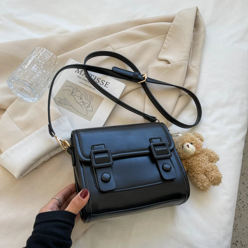 Retro Messenger Bag Women's Mini Flap Bag All-match Side Bag for Ladies