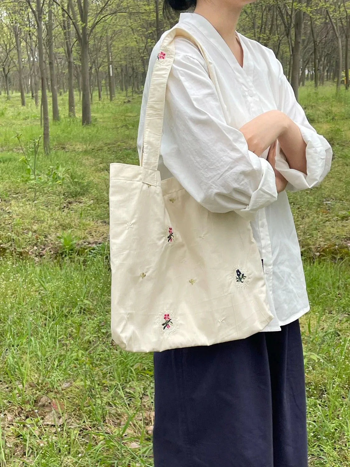Retro Floral Embroidery Shoulder Bags Large Capacity Canvas Bag