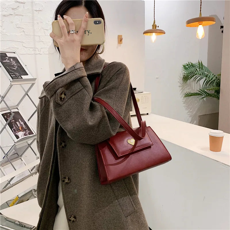 Retro Love Hand-held Underarm Bag Women's Texture Small Square Bag