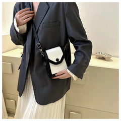 Retro Shoulder Bag Women's Vertical Square Bag Embossed Crossbody Bags