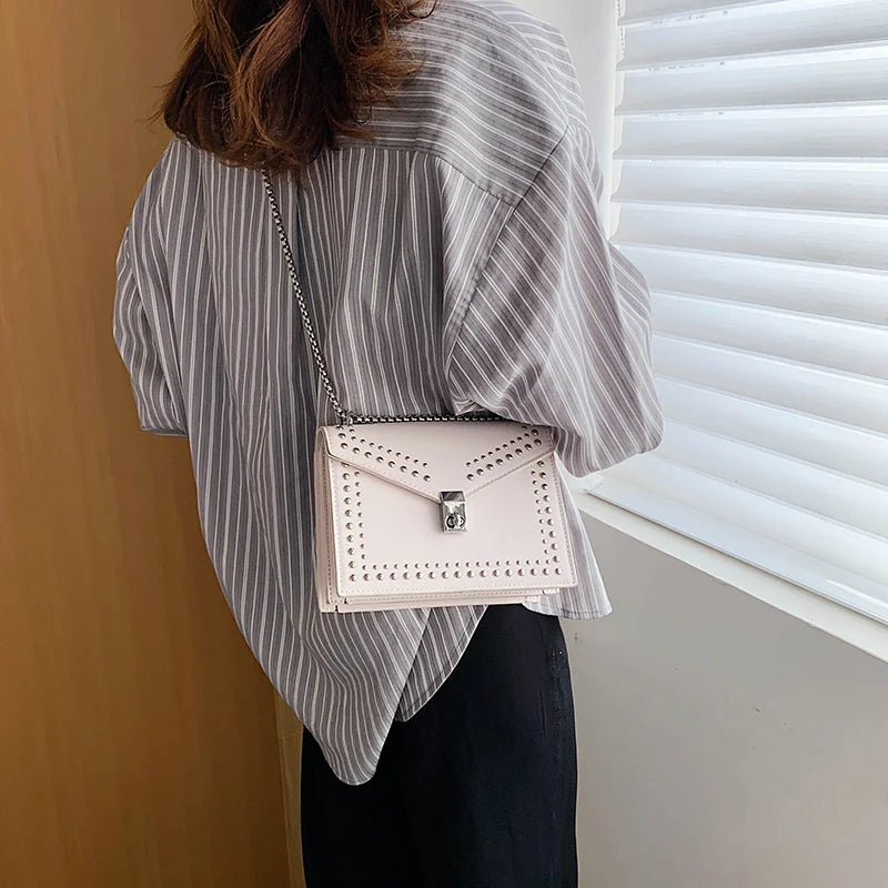 Chain Rivet Crossbody Bag Women's Leather Shoulder Bag