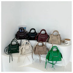 Studded Messenger Bag Crossbody Retro Armpit Bag