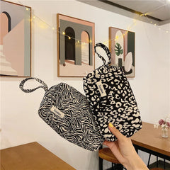 Leopard&Zebra Canvas Purses Organizer Zipper Pouch Wristlet Wallet Bags