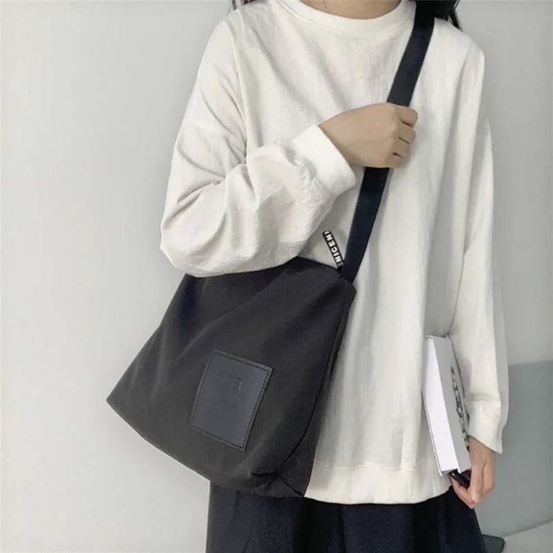 Young Girl Messenger Bag Waterproof Nylon Shoulder Bag For Women