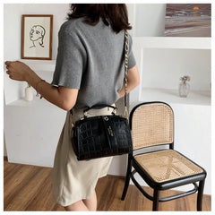 Vintage PU Leather Women Shoulder Bag Crossbody Bag Bolsa