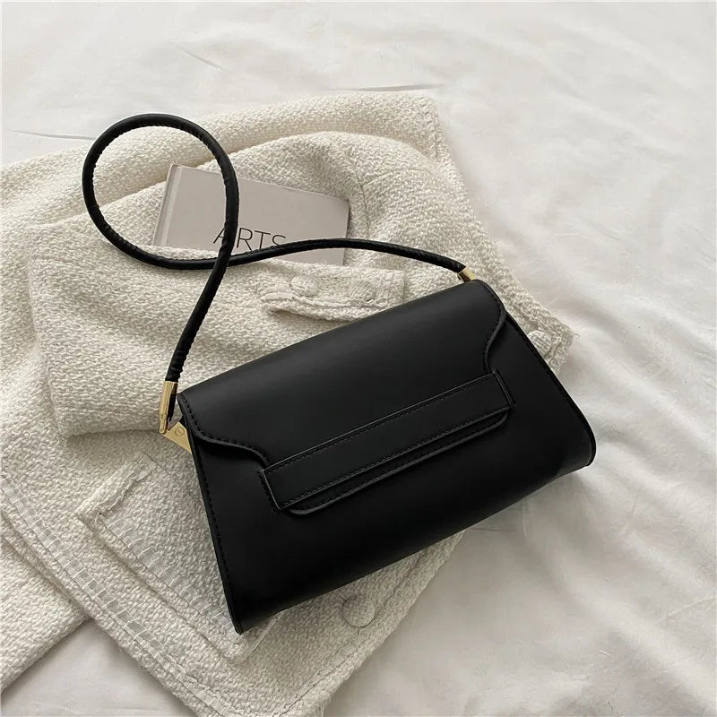 Vintage Leather Shoulder Bag for Women Flap Bag Ladies Retro High-Quality
