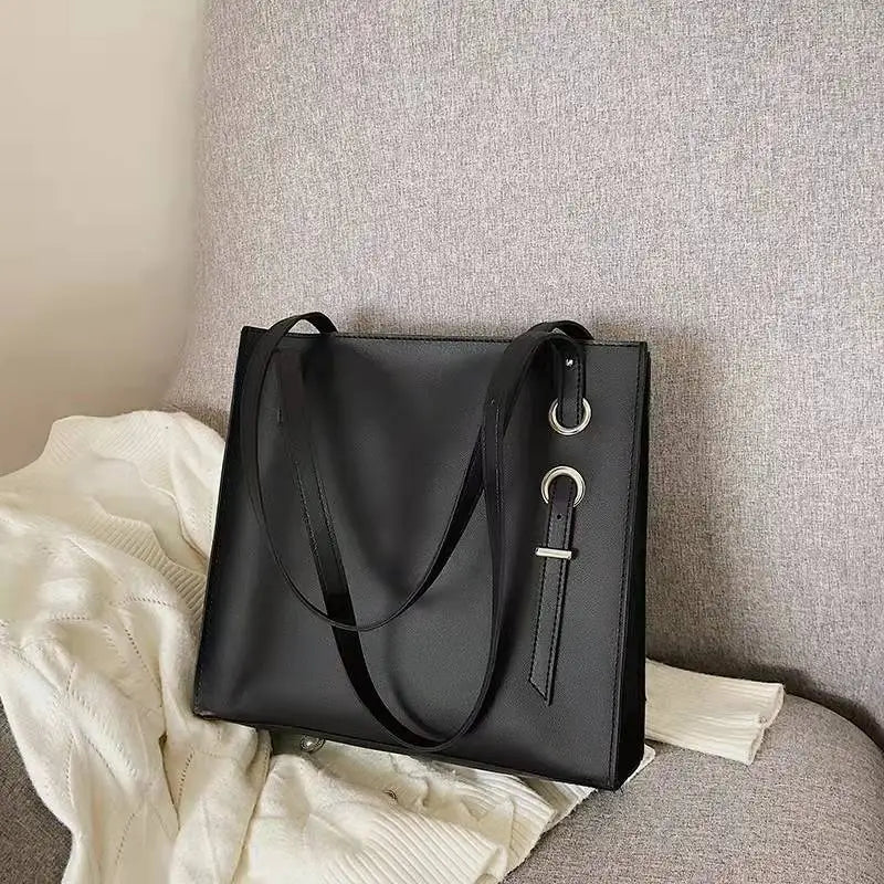 Textured Women's Retro Shoulder Bag