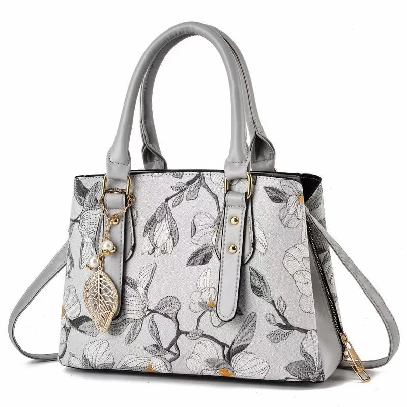 Tassel Stereotyped Women's Shoulder Handbag