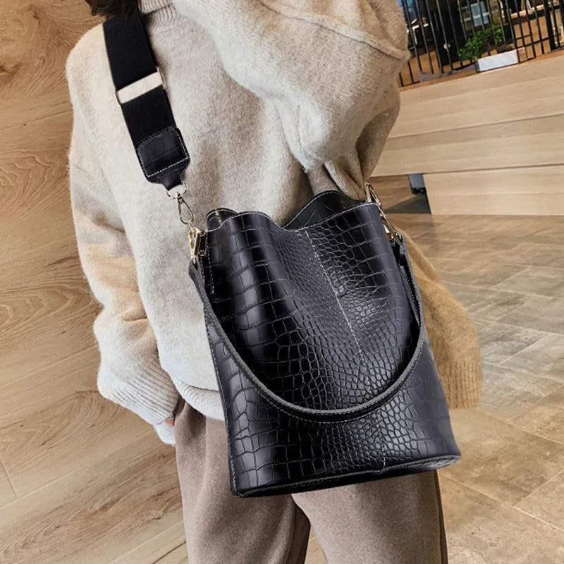 Vintage Crocodile Pattern Crossbody Bag Large Capacity Bucket Bag
