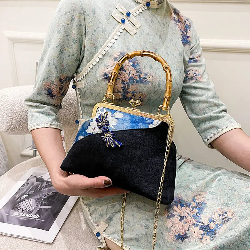 Vintage Bag Cheongsam Bags Chain Women Shoulder Crossbody Bag Lock Shell Bags