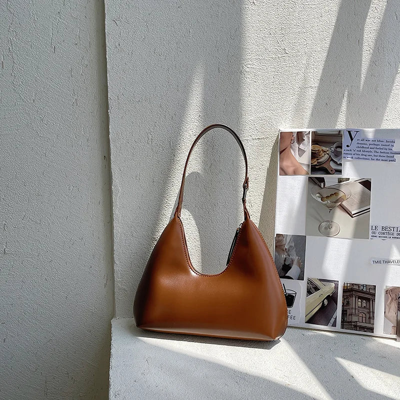 Vintage Half-moon Shoulder Bag For Women PU Leather Small Underarm Bag