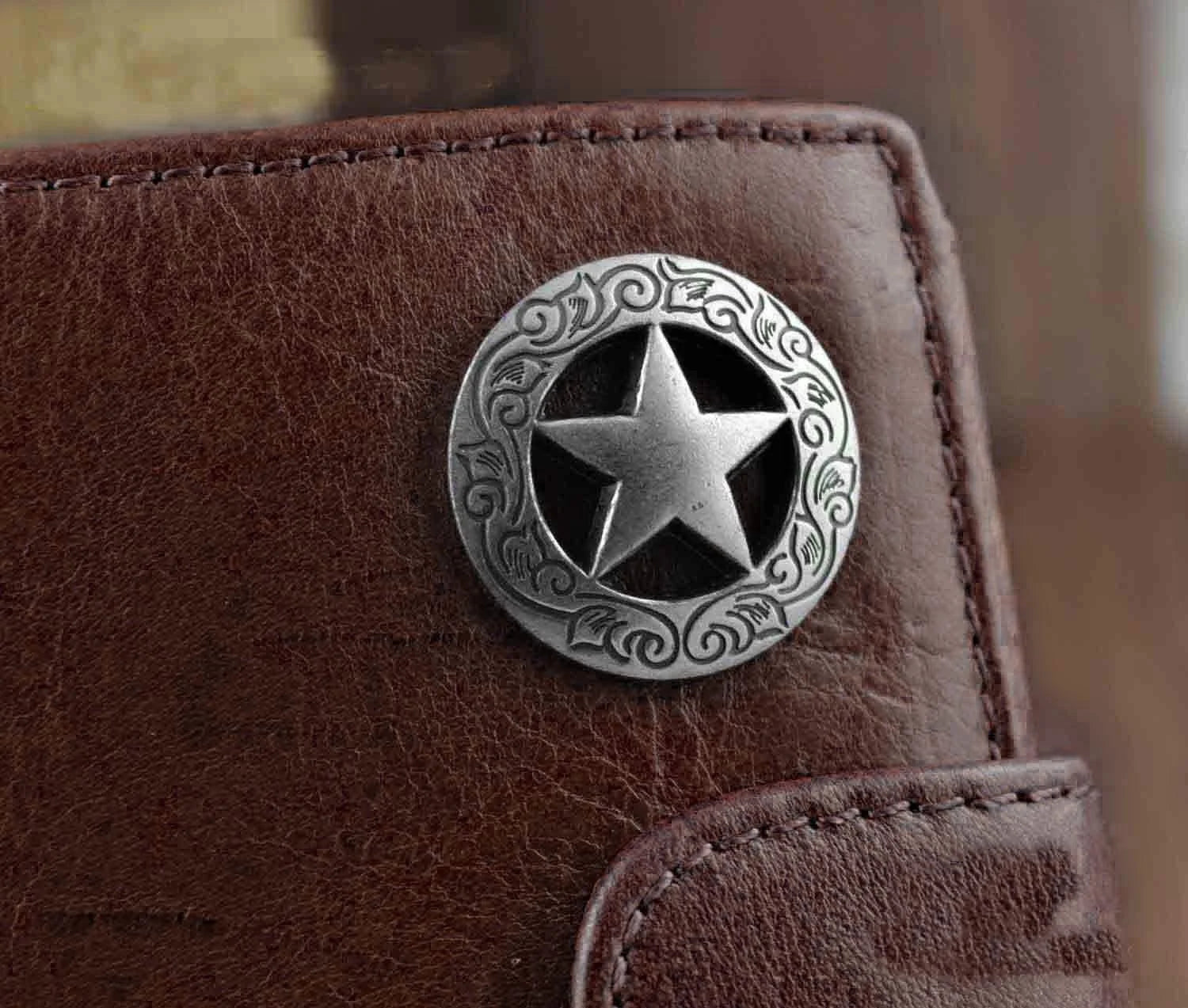 Men's Leather Trifold Wallet with Key Chain