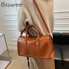 Vintage Shoulder Bag Women Large Capacity Travel Bag Business Trip Crossbody Bag