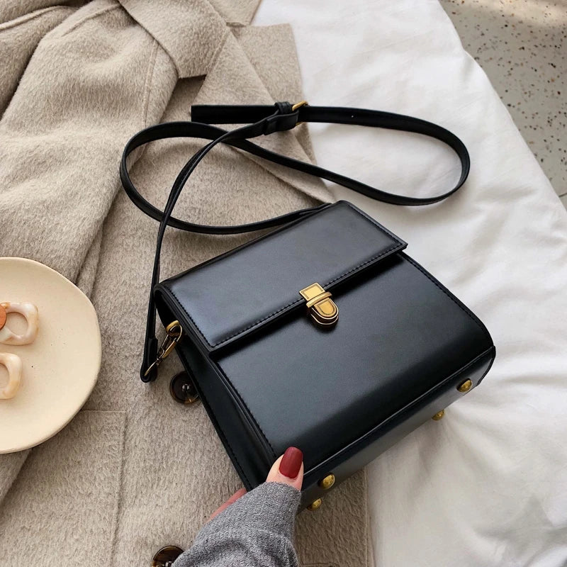 Vintage Solid Leather Crossbody Bag for Women Shoulder Messenger Bag
