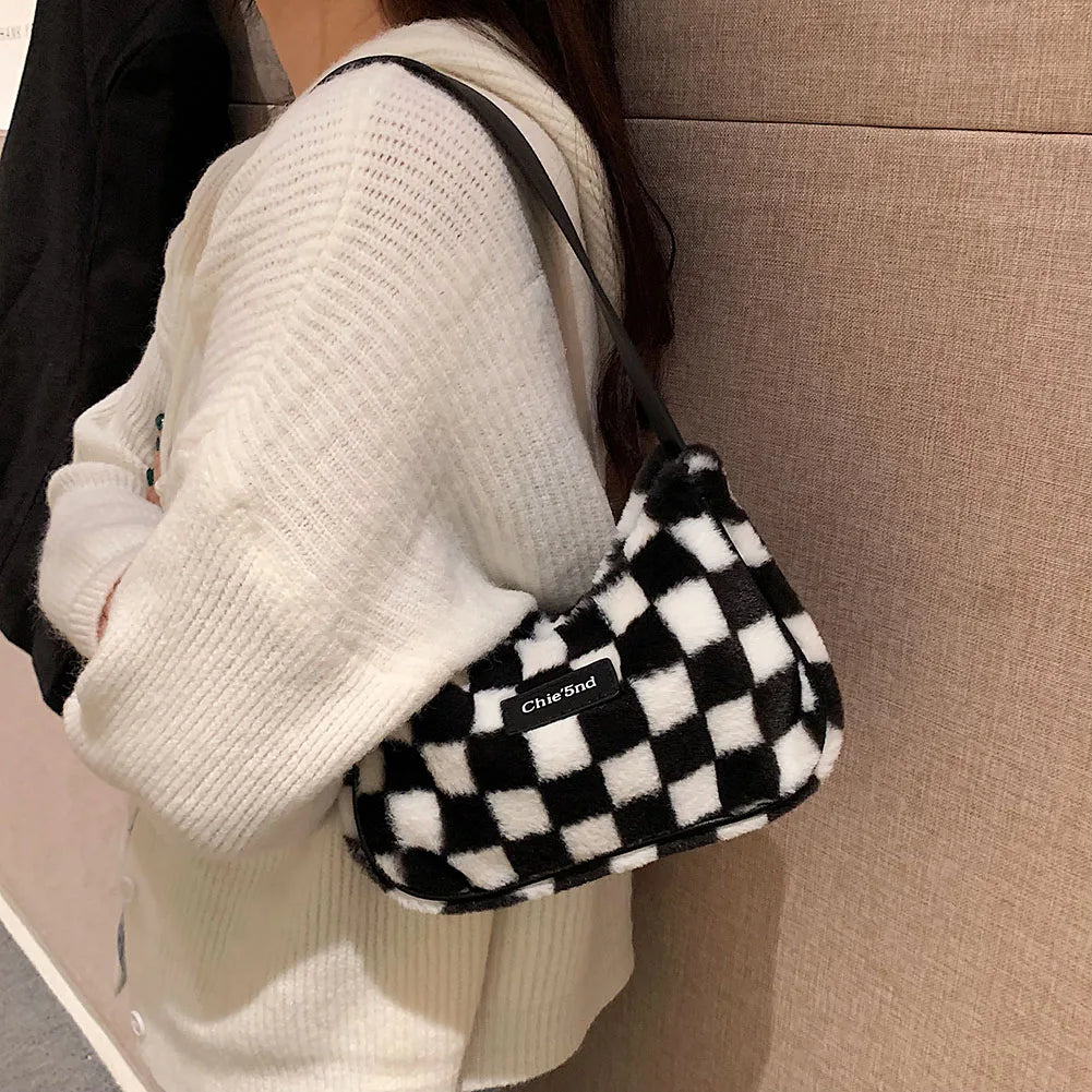 Vintage Plush Lattice Printing Shoulder Bag