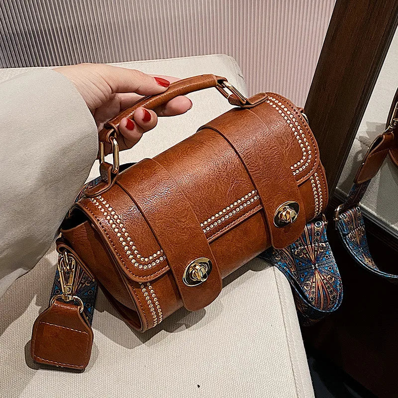 Vintage Women messenger Bags Wide straps Lady Shoulder Crossbody bags
