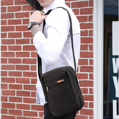 Water Resistant Crossbody Bag Shoulder Bag Casual Tablet Case Nylon Messenger Ba