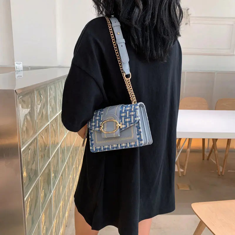 Wide Strap Shoulder Bags for Women Lady Handbags and Purses Chain Messenger