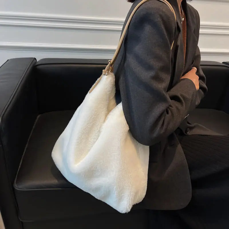 Winter Underarm Plush Shoulder Bags for Women Large Capacity Daily Handbags