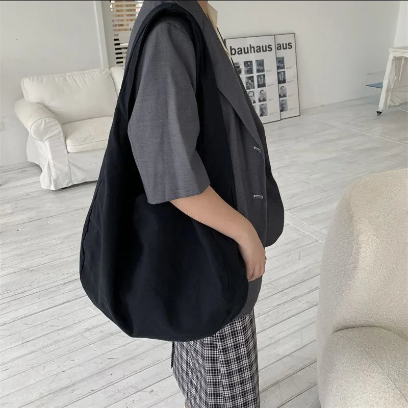 Canvas Crossbody Bag Large Capacity Shoulder Bag Retro Dumpling Hobos Bag