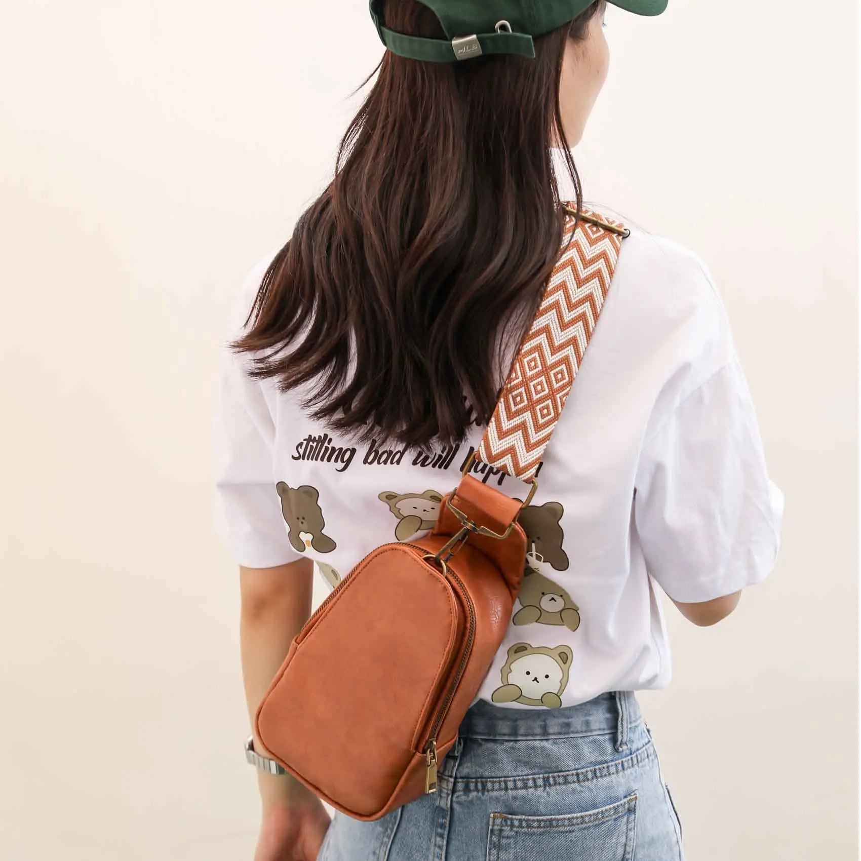 Women Chest Bag Sling Bag Small Crossbody Daypack Lady Shopping Bag