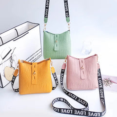 Crocodile Messenger Bag Female Crossbody Shoulder Handbag High Ladies Bucket Bag