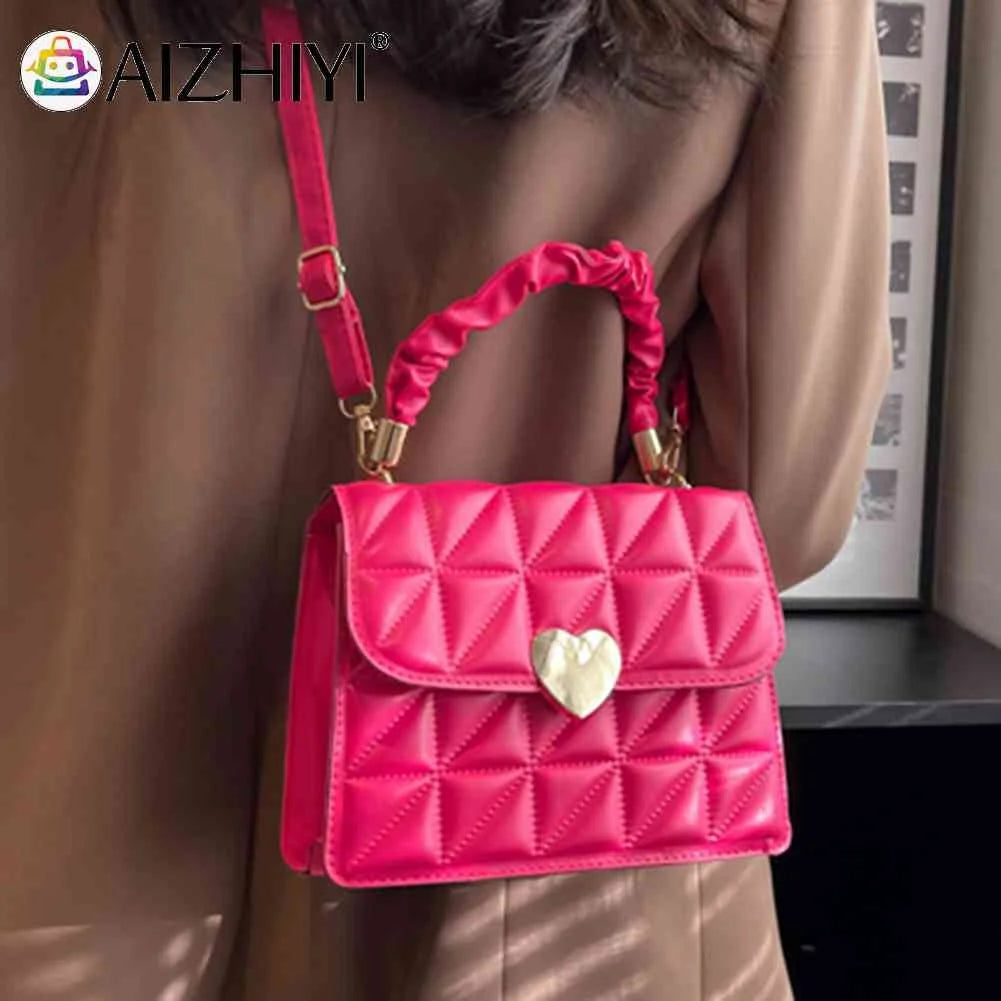 Women Crossbody Bags Pleated Heart Hasp Ladies Hand Bags