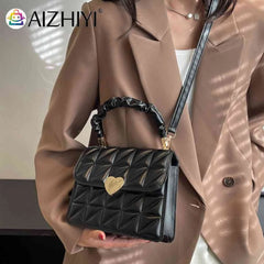 Women Crossbody Bags Pleated Heart Hasp Ladies Hand Bags