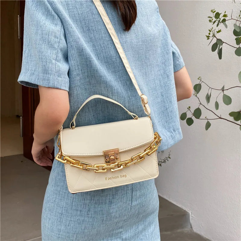 Women Female Retro Thick Chain Diamond Shoulder Bag