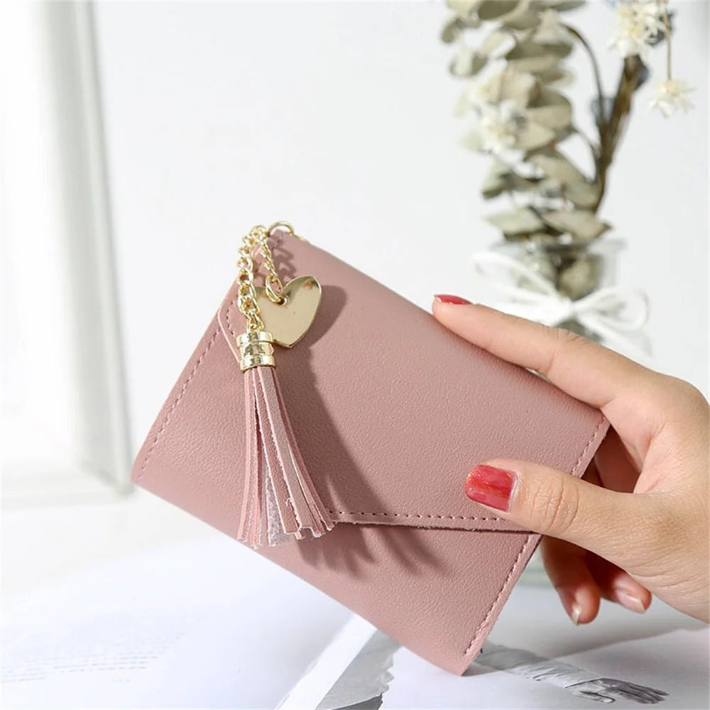 Lychee Pattern Heart-Shaped Pendant Wallet for Women