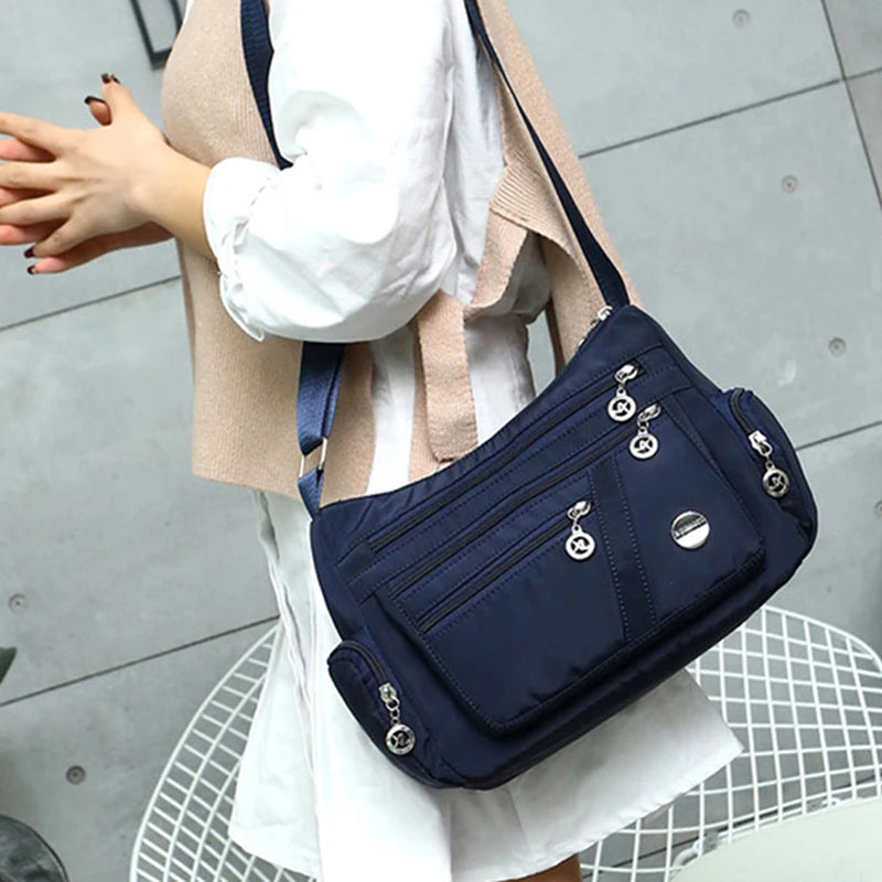 Women Handbags Messenger Bag Waterproof Cloth Bag Good Diagonal Bag Shoulder Bag