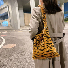 Women Plush Bag Shoulder Bags Animal Pattern Print Shopper Bag