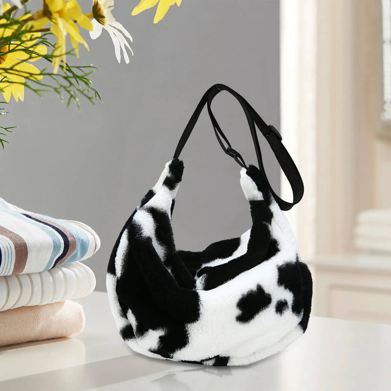 Women Plush Shoulder Bag Warm Bag Ladies Stylish Zipper Pouch
