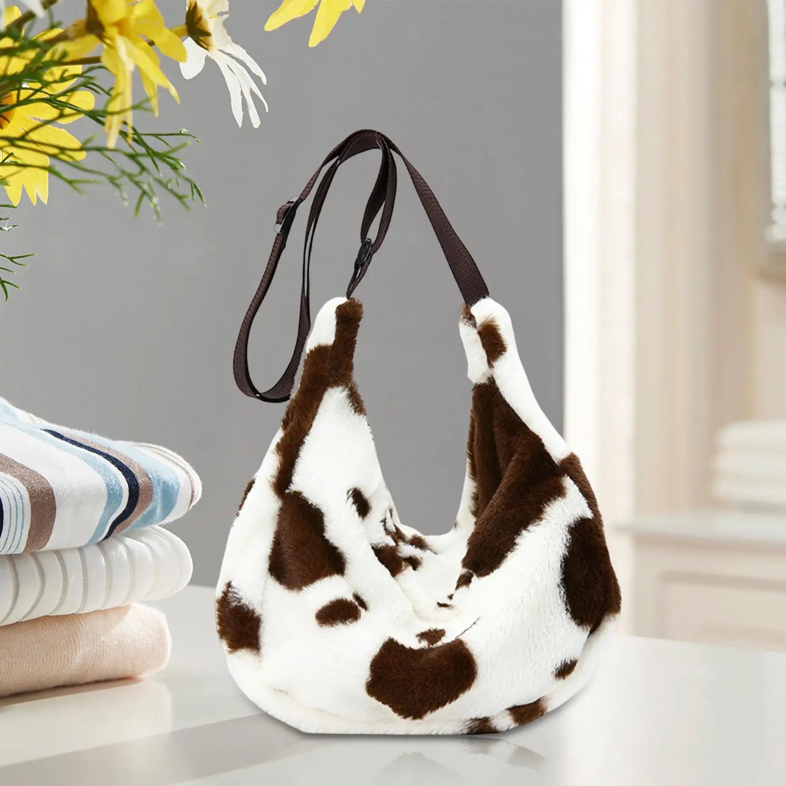 Women Plush Shoulder Bag Warm Bag Ladies Stylish Zipper Pouch