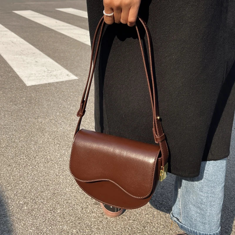 Vintage Leather Saddle Bag Crossbody Purse
