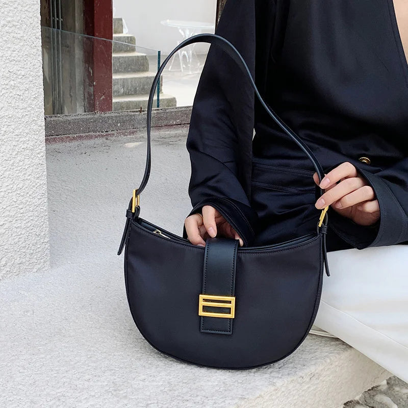 Casual Solid Saddle Shoulder Bag Purse with Zipper for Women