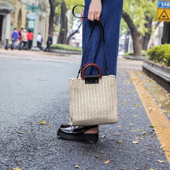 Straw Woven Beach Bag Wooden Handle Shoulder Messenger Resort Style Handbag