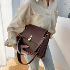 Women's Foreign Style Shoulder Bag Outdoor Chain Tote Bag
