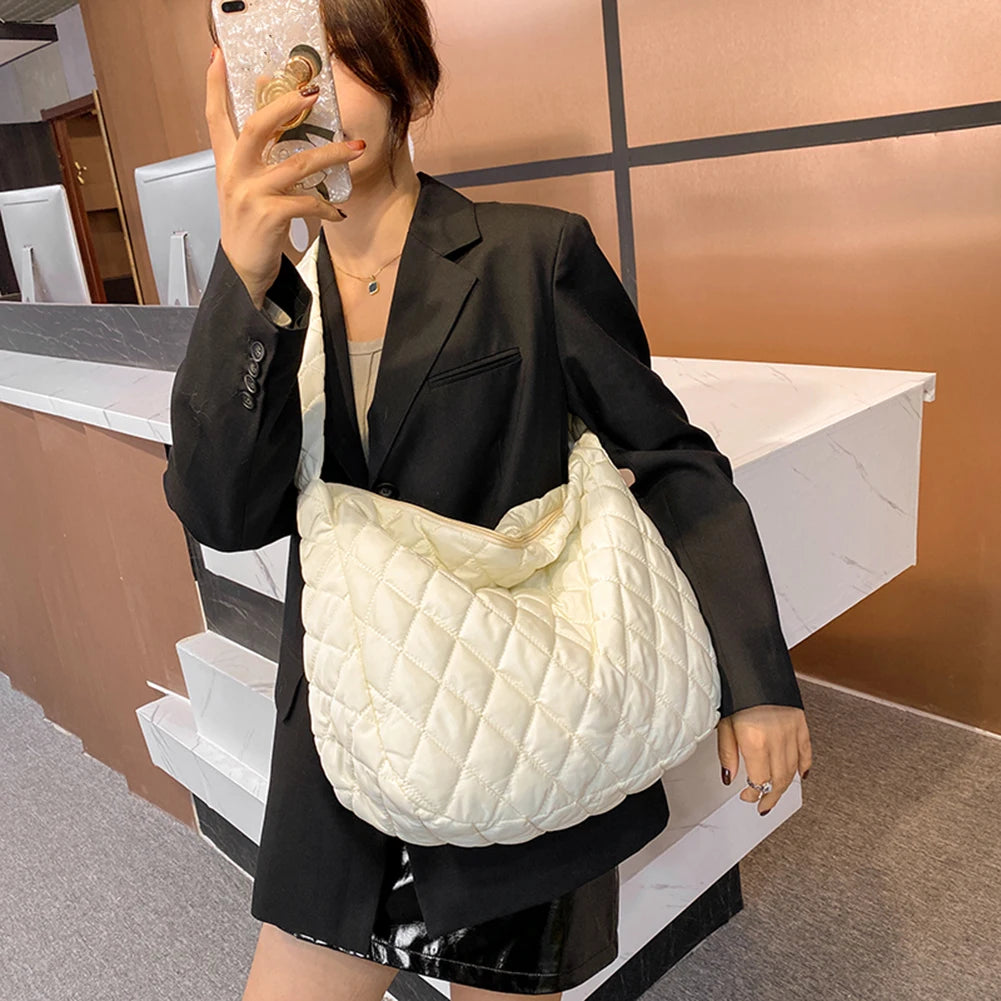 Women's Rhombus Embroidered Shoulder Bag Soft Winter Cloud Quilted S