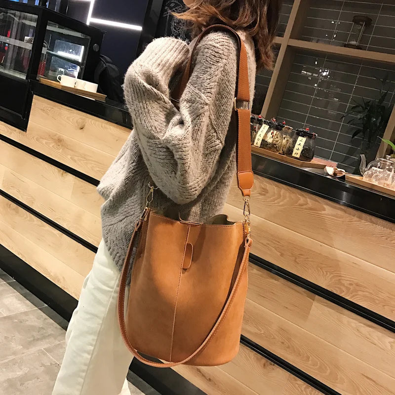 Women's Pu Bucket Bag Wide Shoulder Belt Handbag