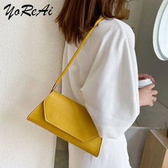 Retro Casual Women's Chain Handbags PU Leather