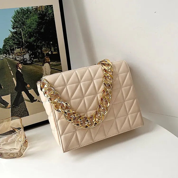 Lozenge Shoulder Bag with Thick Chains for Women