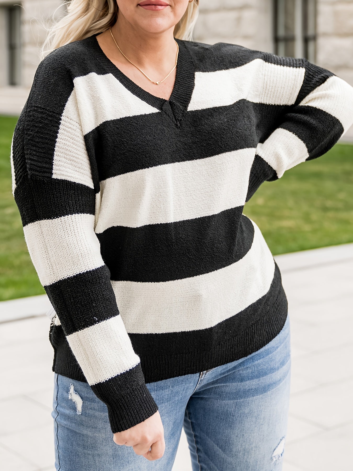  Colorblock V Neck Sweater Loose Fit