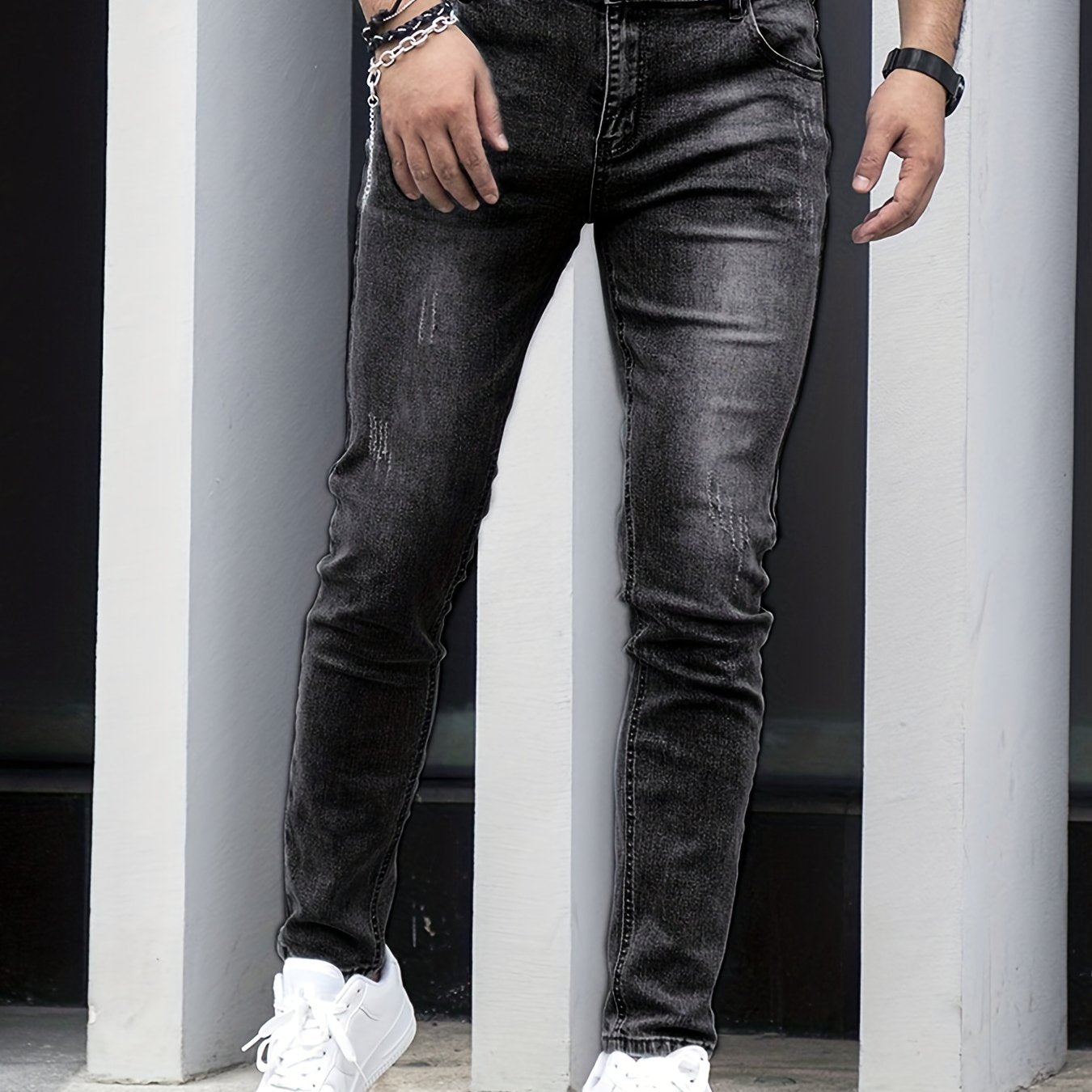 Men's Distressed Slim Fit Jeans